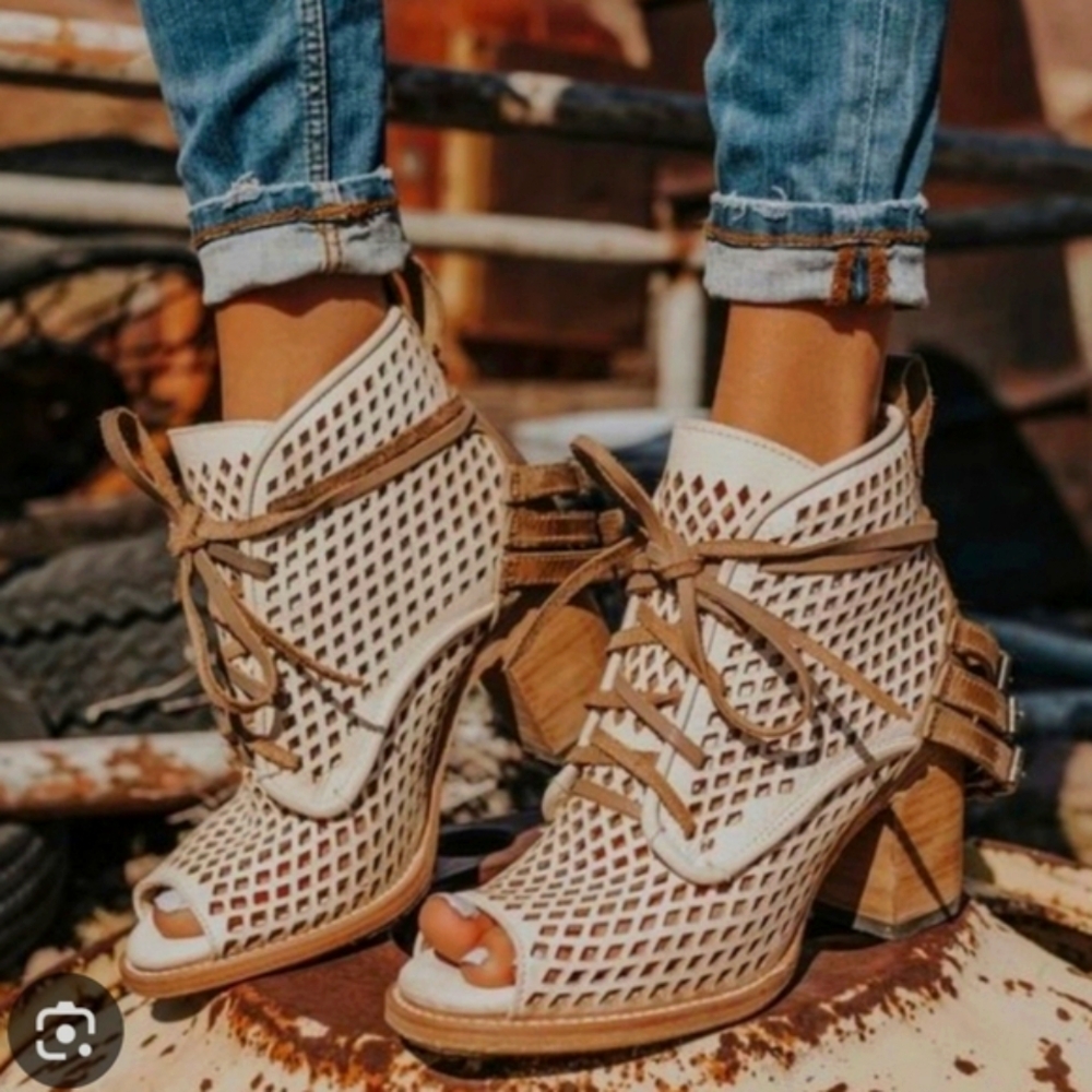 Freebird by Steven White and Tan Ankle Booties